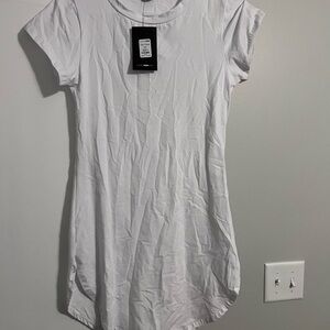 Fashion Nova White Tori Tunic Short-Sleeve Crewneck Shirt Dress